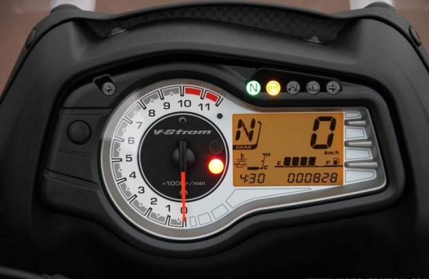 Suzuki DL 650 V-Strom XT Test as Adventurer Motorcycle