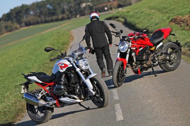 Ducati Monster vs BMW R1200R 1200 Motorcycles