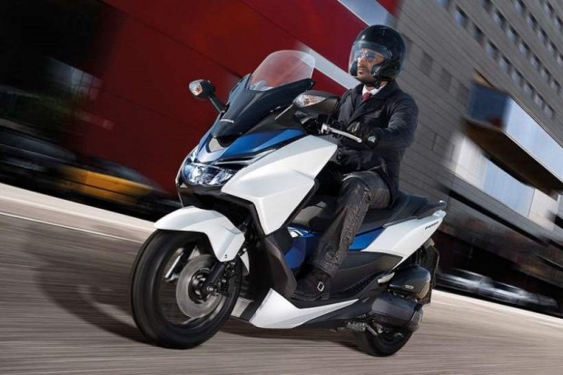 Honda Forza 125 2015 Best Scooter in the World