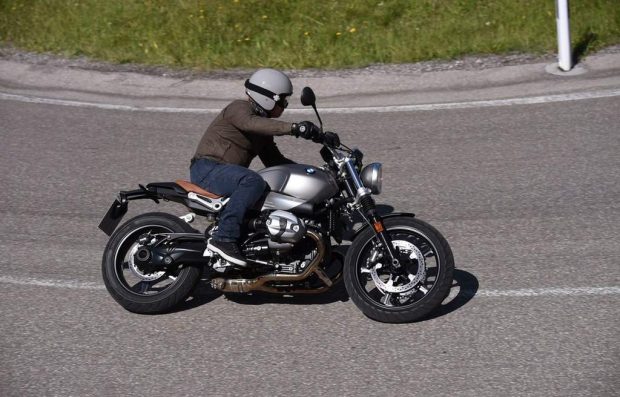 BMW R NINE T Scrambler Review and Test